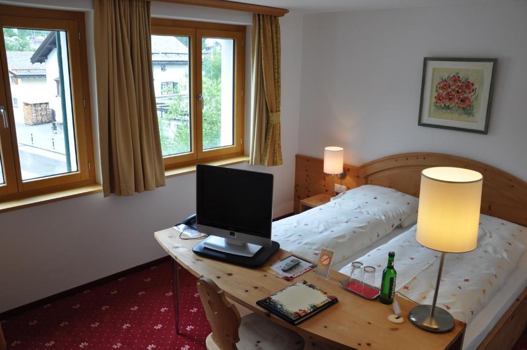 Hotel Seraina Sils Maria Pokój zdjęcie